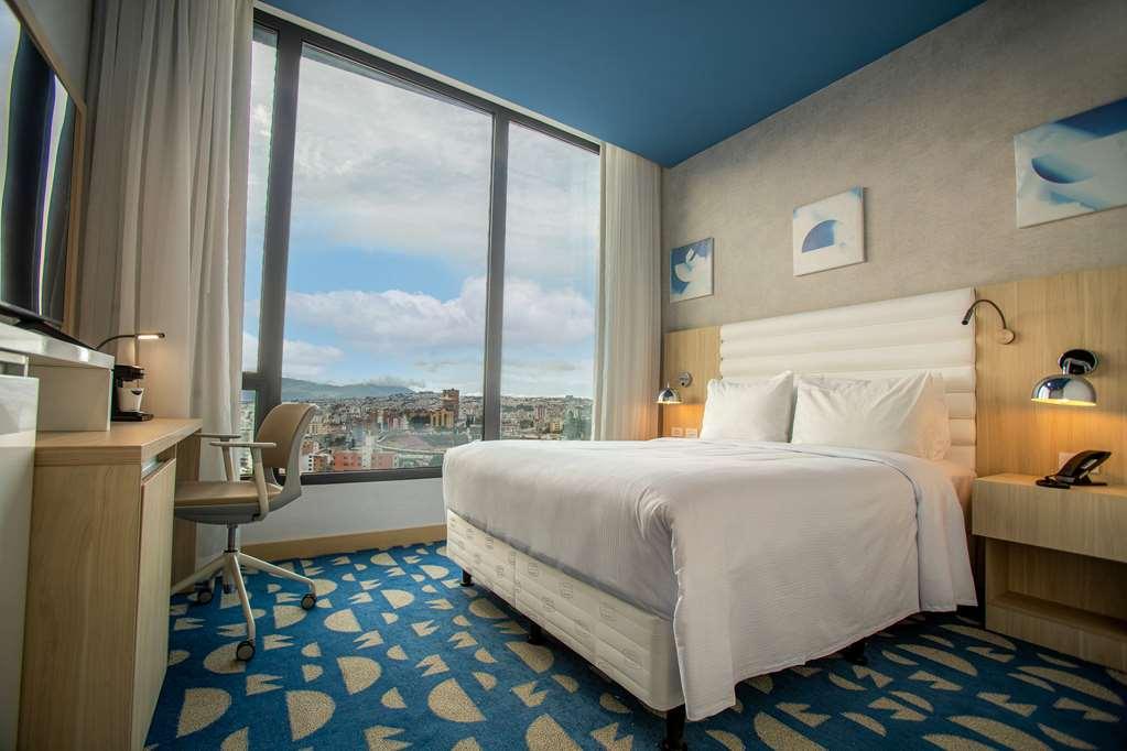 فندق Hampton By Hilton Quito La Carolina Park الغرفة الصورة