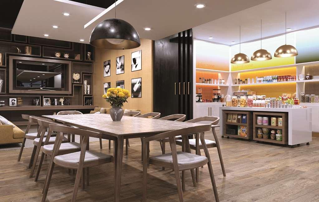 فندق Hampton By Hilton Quito La Carolina Park المطعم الصورة