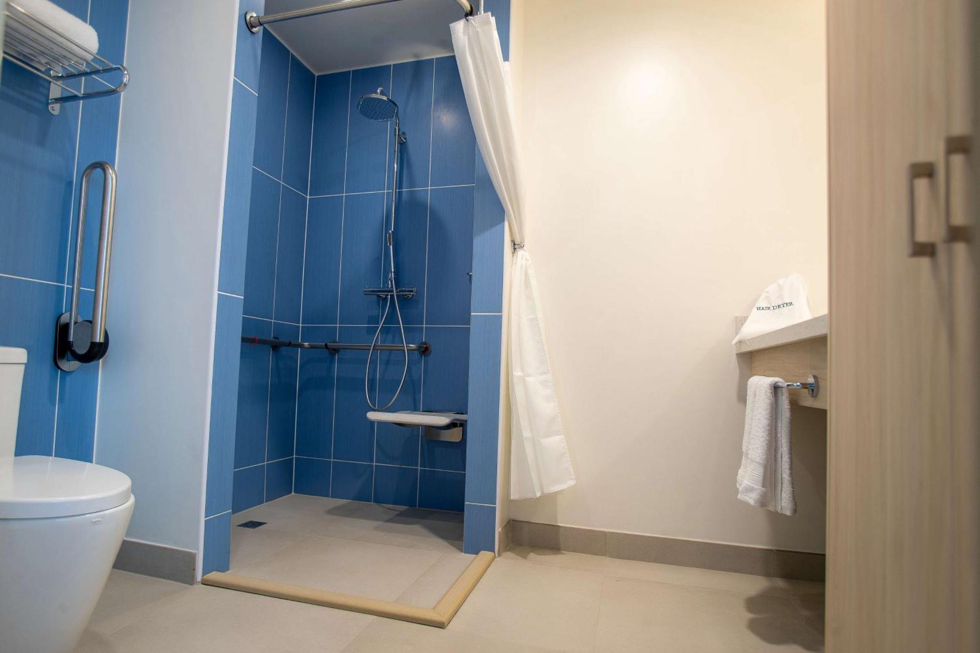 فندق Hampton By Hilton Quito La Carolina Park المظهر الخارجي الصورة