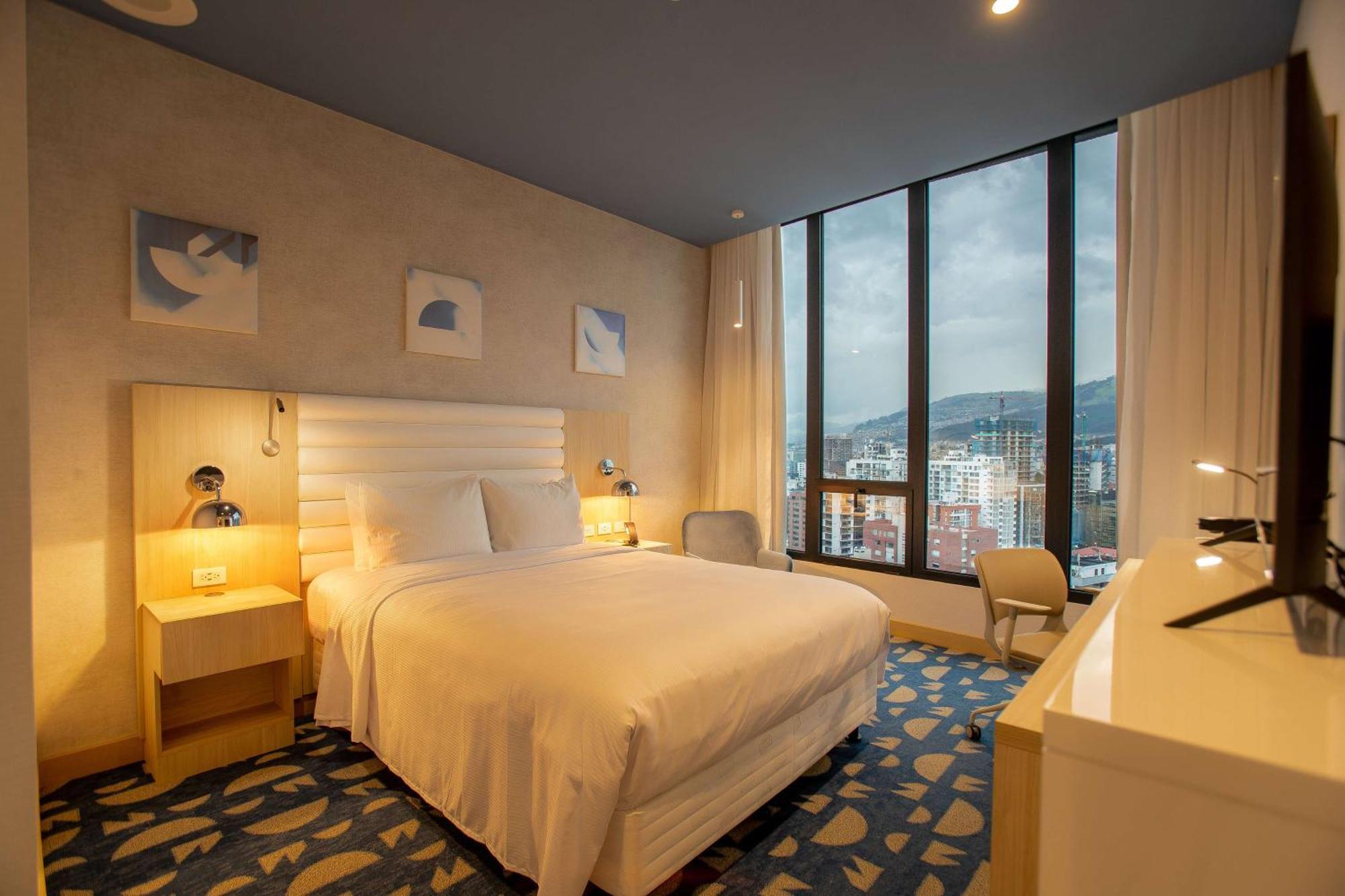 فندق Hampton By Hilton Quito La Carolina Park المظهر الخارجي الصورة