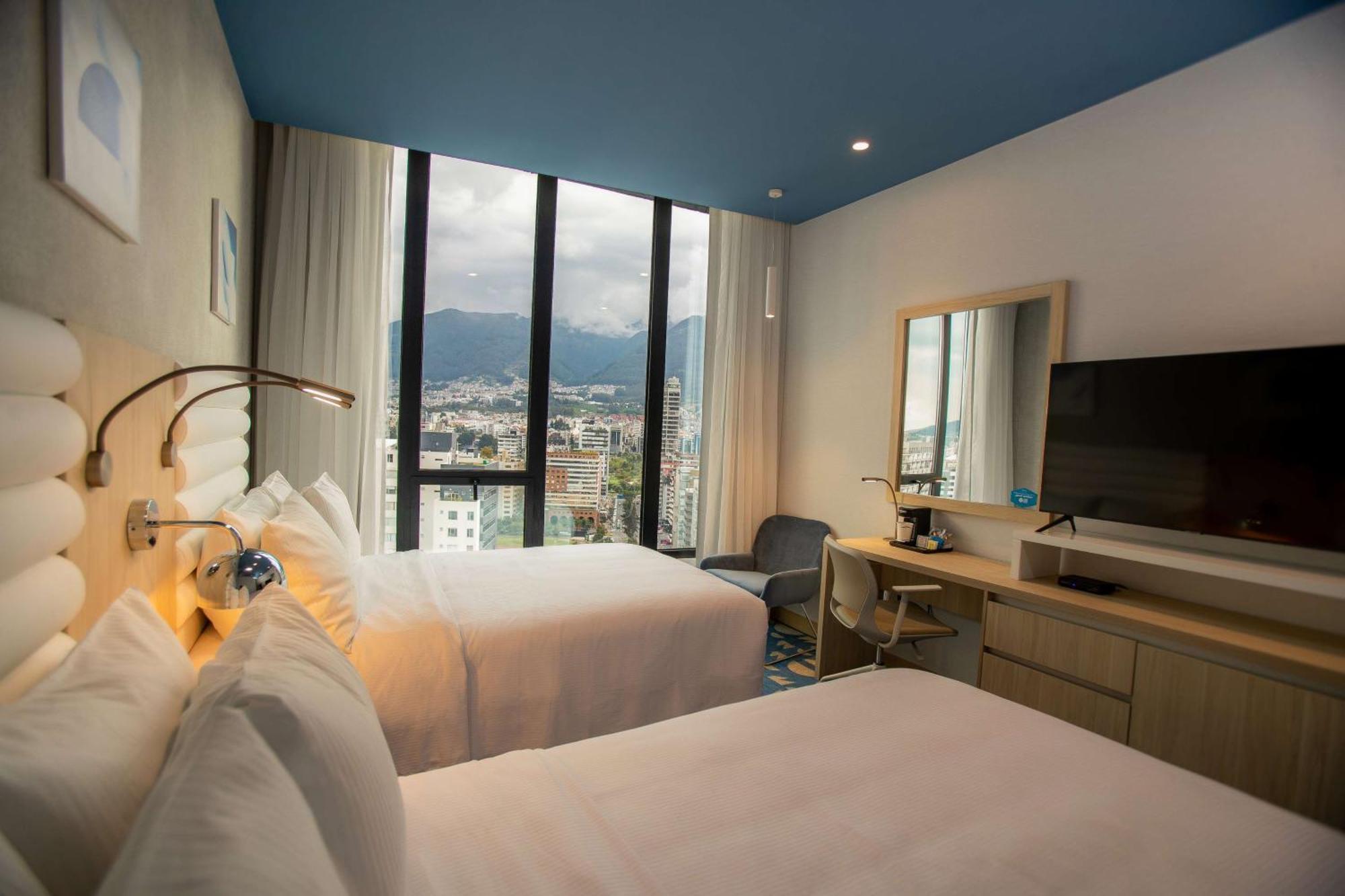 فندق Hampton By Hilton Quito La Carolina Park المظهر الخارجي الصورة