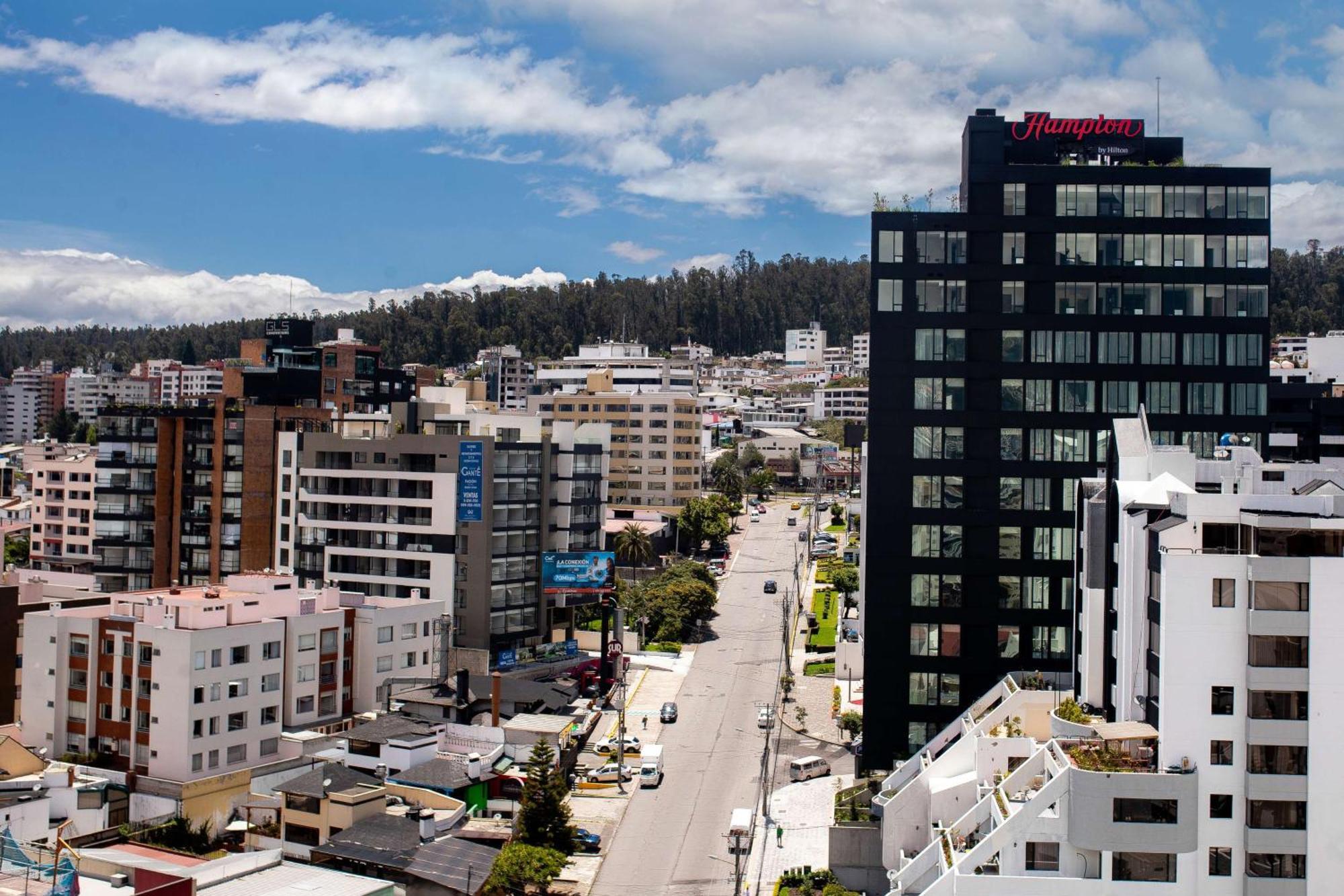 فندق Hampton By Hilton Quito La Carolina Park المظهر الخارجي الصورة
